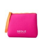 * REGALO * NECESER FUCSIA SEGLE POR LA COMPRA DE 2 PRODUCTOS SEGLE (EXCLUIDOS LABIALES)